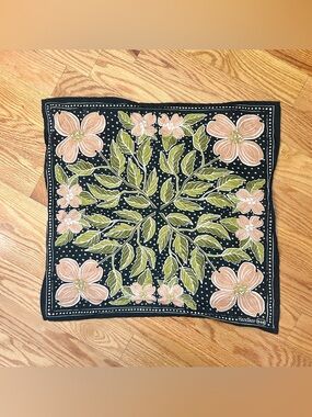 Handler 046 Amy bandana peach flowers floral pattern good used condition